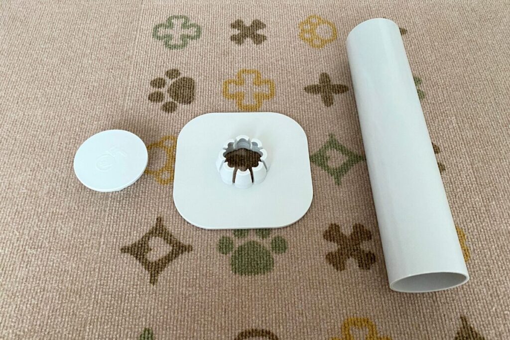 我が家で使っているおしっこポール（マーキングポール）を分解した画像